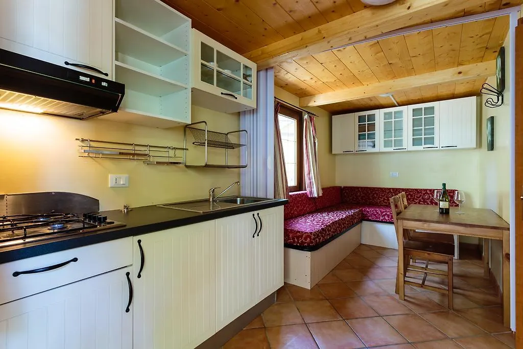 Arcobaleno Village Marina Di Bibbona 3*,