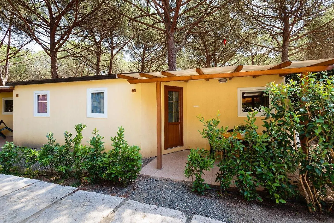 *** Camping Arcobaleno Village Marina Di Bibbona Italia