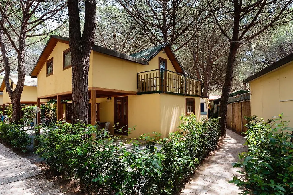 *** Camping Arcobaleno Village Marina Di Bibbona Italia